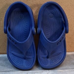 Crocs Blue Bolt Baya Flip Sandals Size 6 C 7